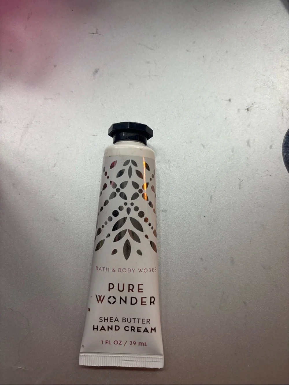 Bath & Body Works Pure Wonder Shea Butter Hand Cream - White & Black Accents